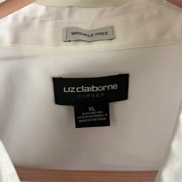Liz Claiborne button down blouse - Picture 2 of 6